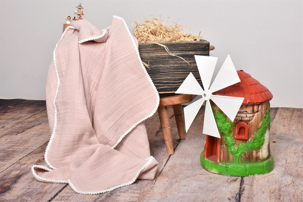 Münü Ponpon Seri 90x90 cm - Pudra