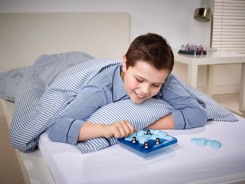 Smart Games Penguins Pool Party