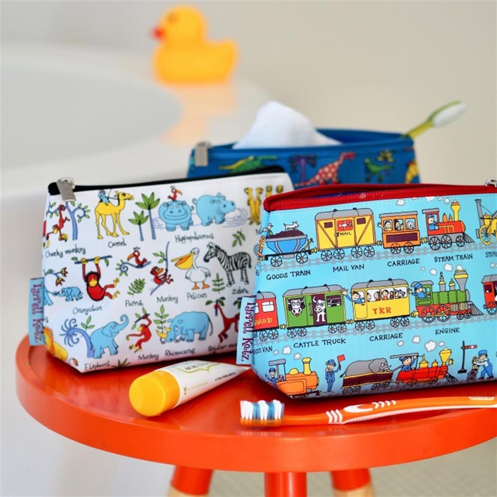 Tyrrell Katz Kişisel Bakım Çantası Trains