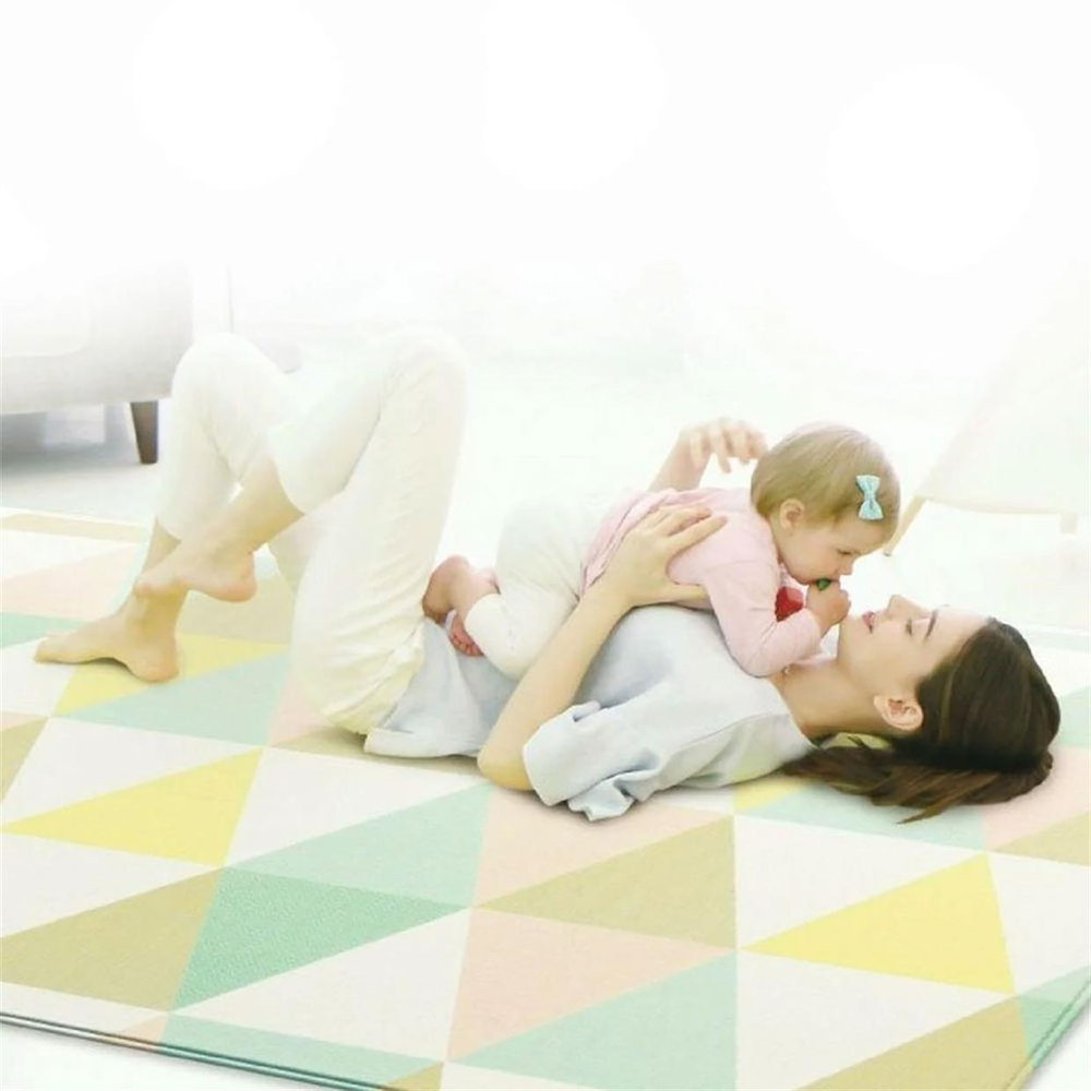 Unigo Comflor Pastel Triangle Oyun Matı