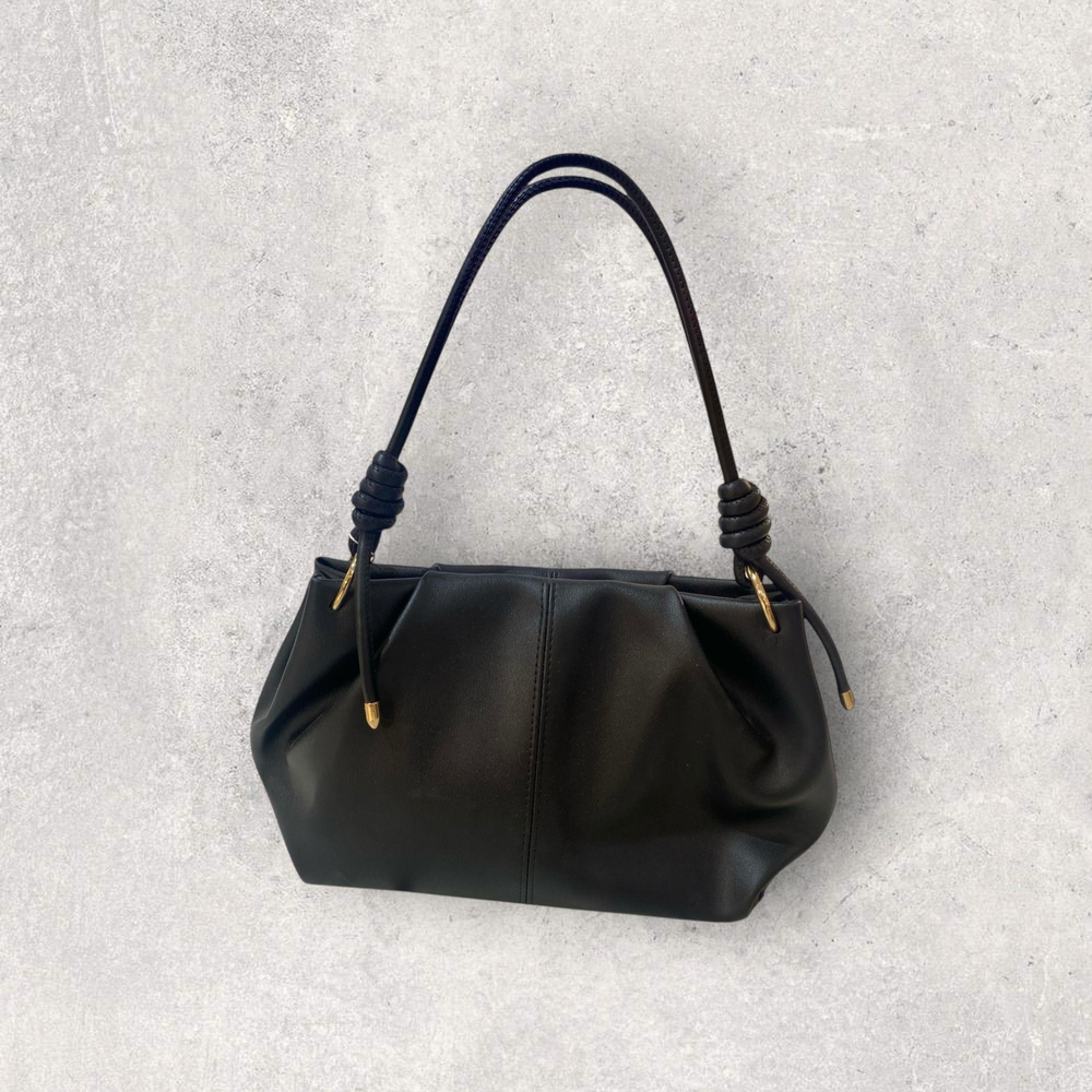 Kadın Elde Tutmalı Çıtçıtlı Siyah Çanta