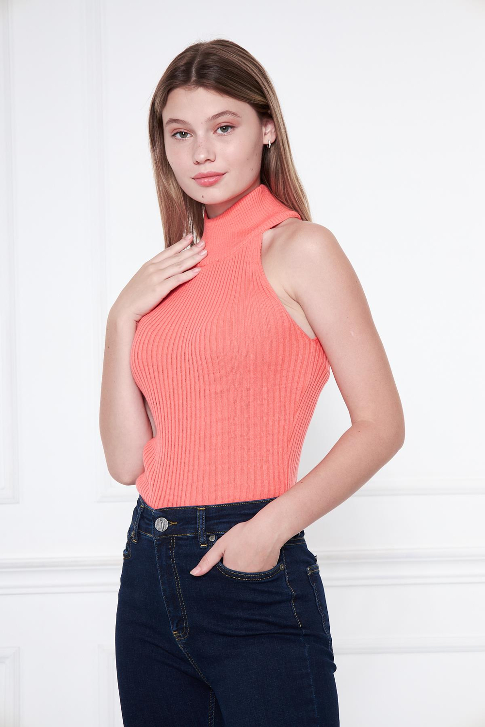 Kadın Kolsuz Slim Fit Boğazlı Fitilli Kısa Mercan Triko Crop