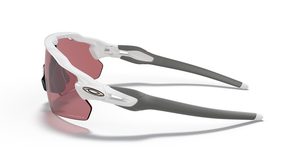 OAKLEY 9211 921119 38 UNİSEX Güneş gözlükleri