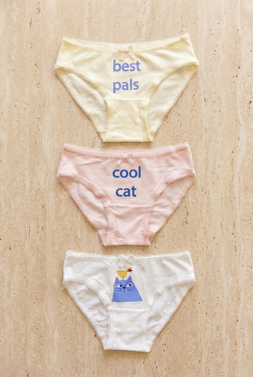 Kız Çocuk Kedi Baskılı Kutulu 3lü Slip