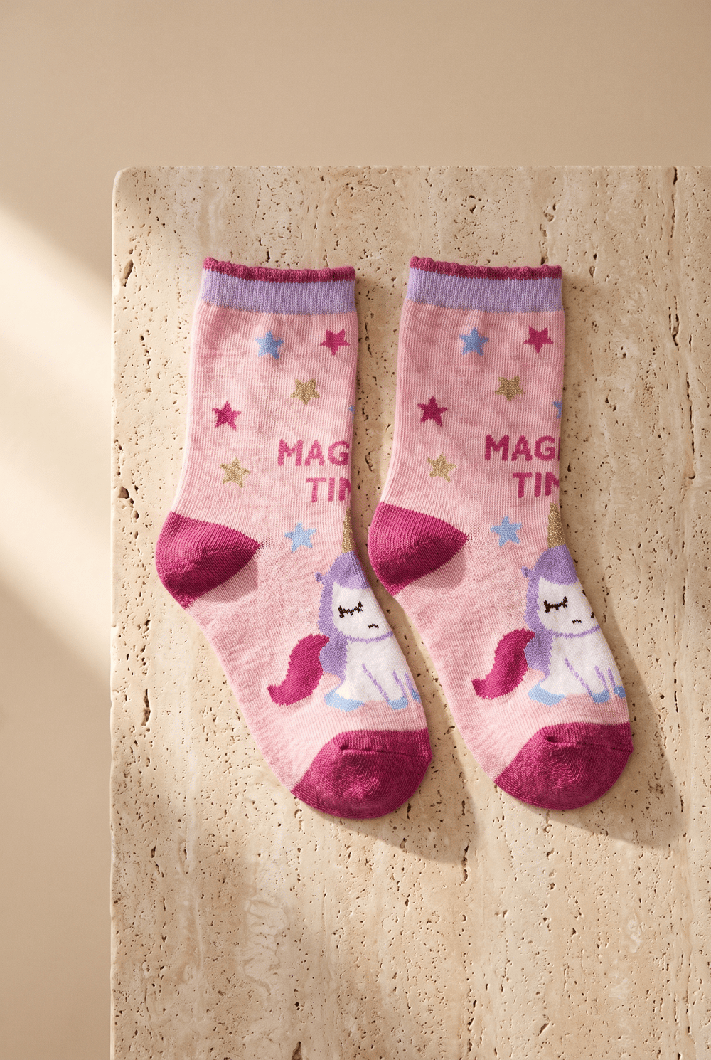 Çizgili Unicorn Desenli Açık Pembe Çocuk Soket Çorap