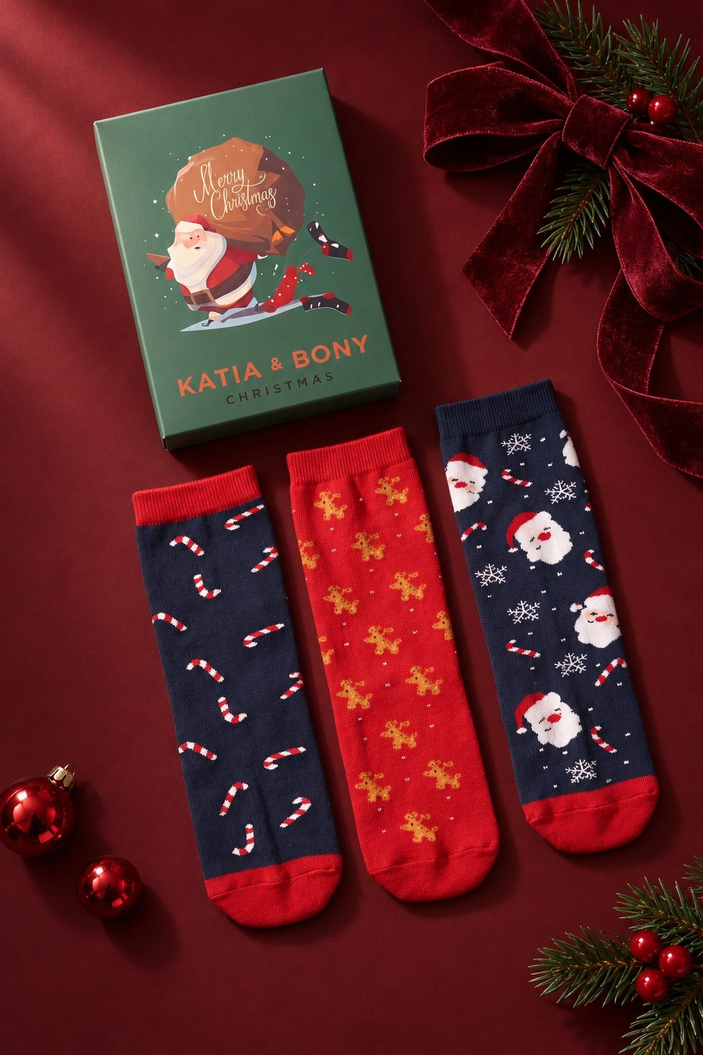 Çocuk 3lü Noel Baba Kutulu Soket Yılbaşı Çorabı