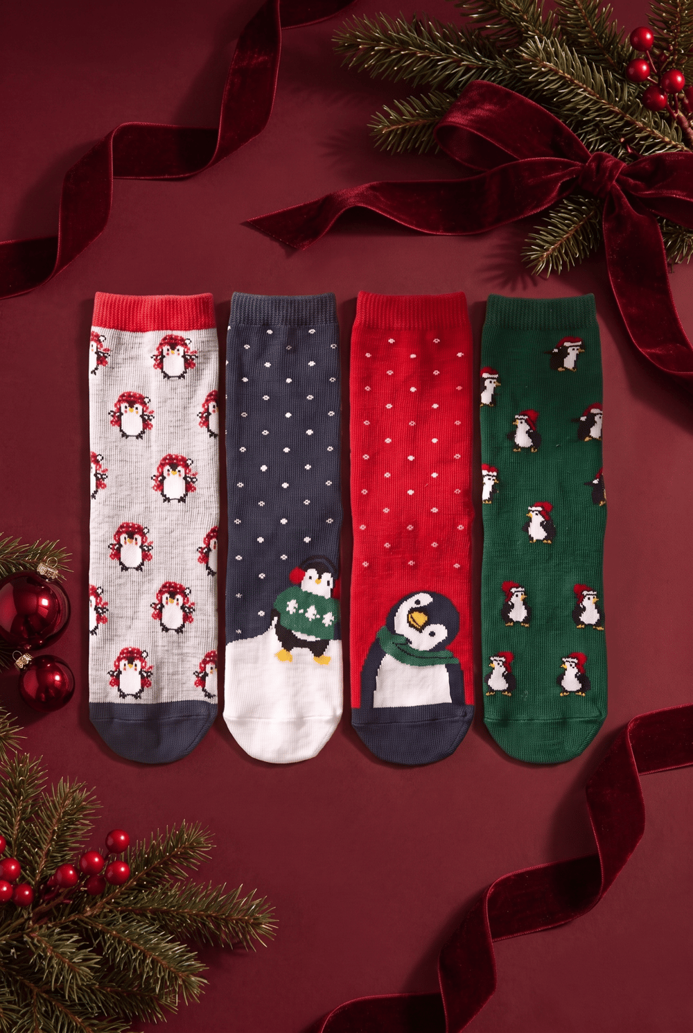 Childrens 4-Piece New Years Themed Socket Socks