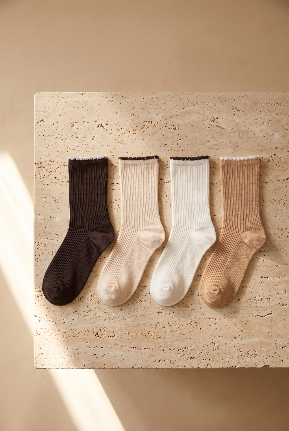 Womens 4-Piece Colorful Ankle Socks