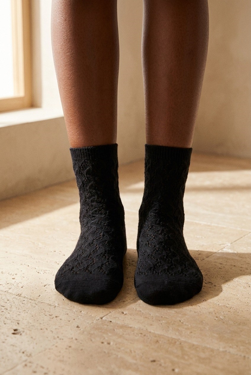 Womens Premium Patterned Knit Socket Socks Black