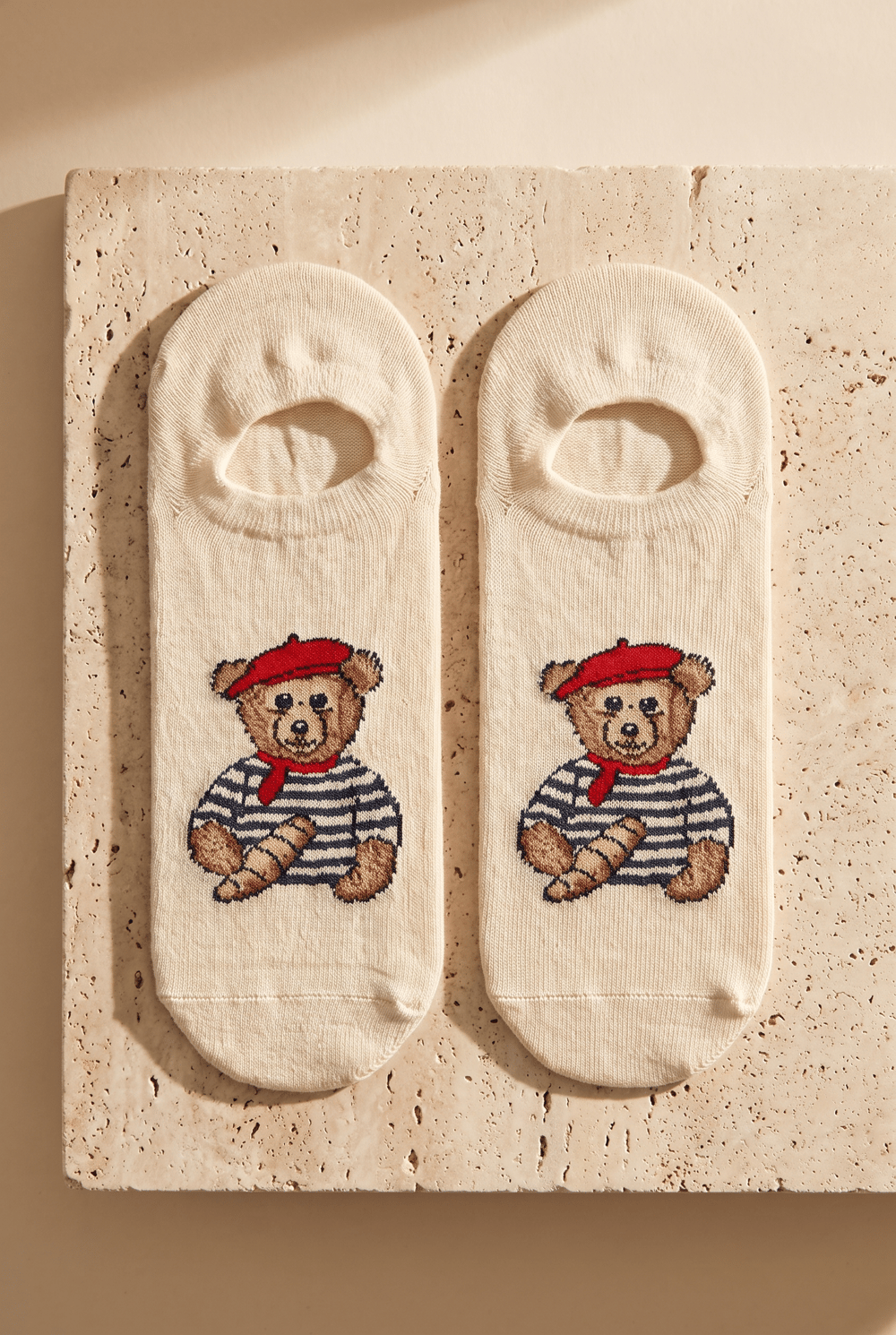 Unisex Teddy Desenli Görünmez Çorap Ekru