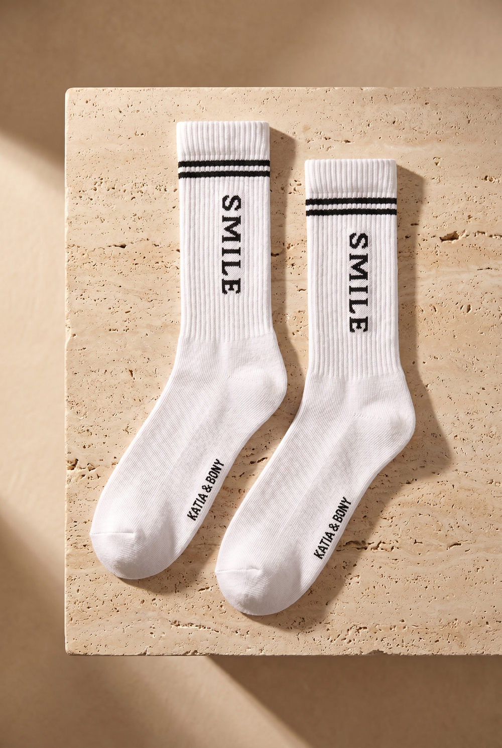 Unisex Yazı Baskılı Çizgili Beyaz 4lü Soket Çorap