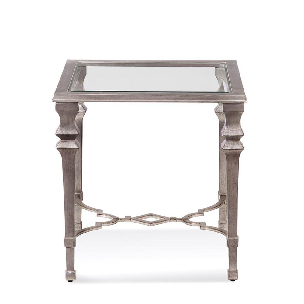 Slyvia Square Yan Sehpa