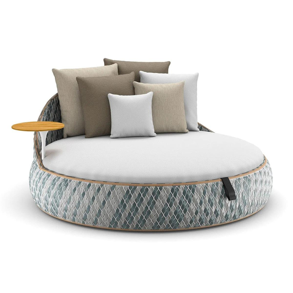 Dedon Dala Bahamas Daybed