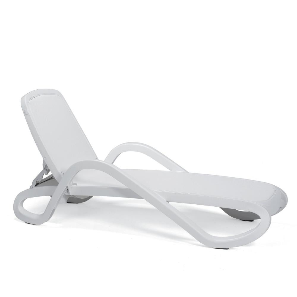 Nardi Alfa Stackable Lounge Chair