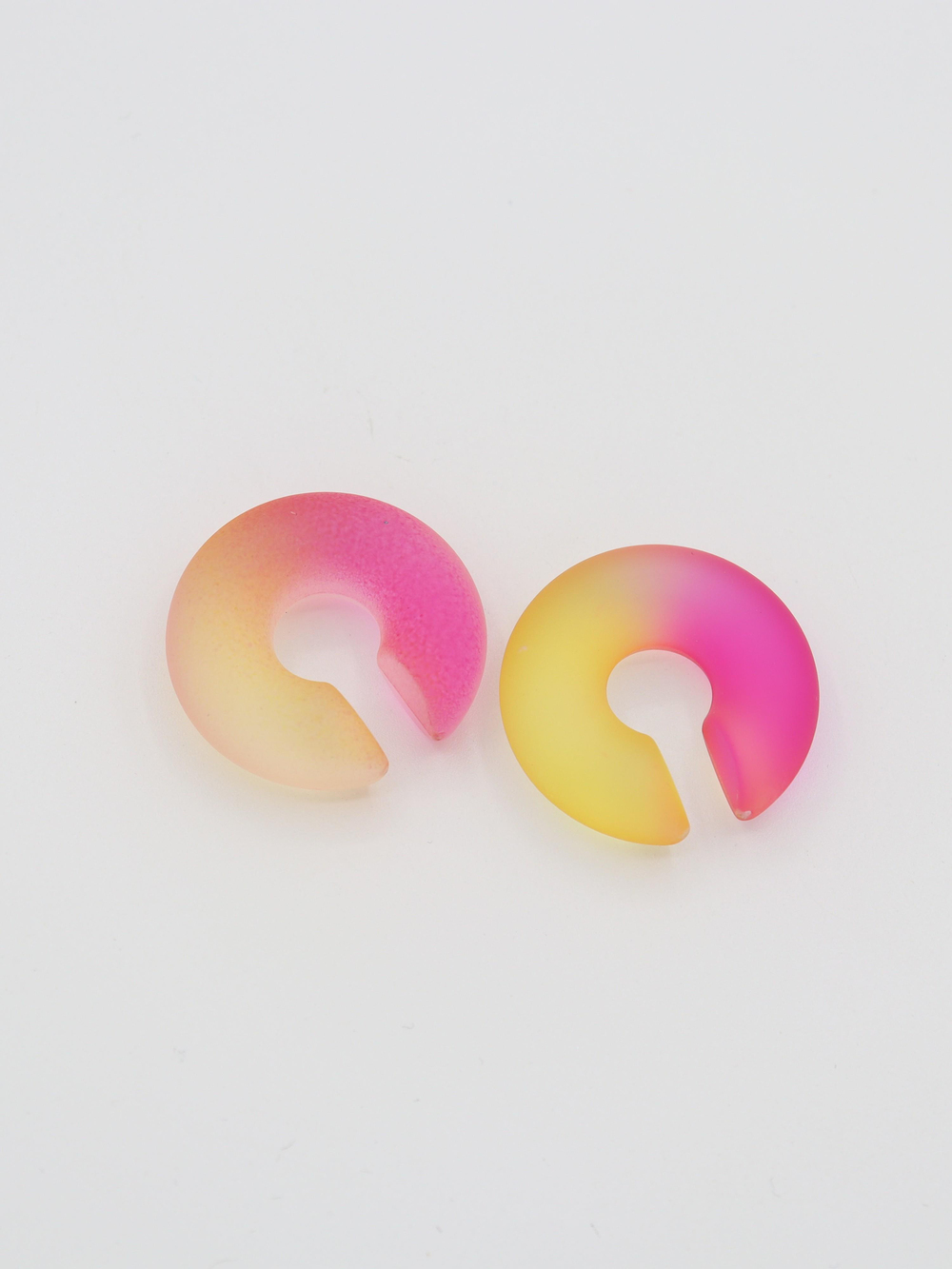 EARCUFF