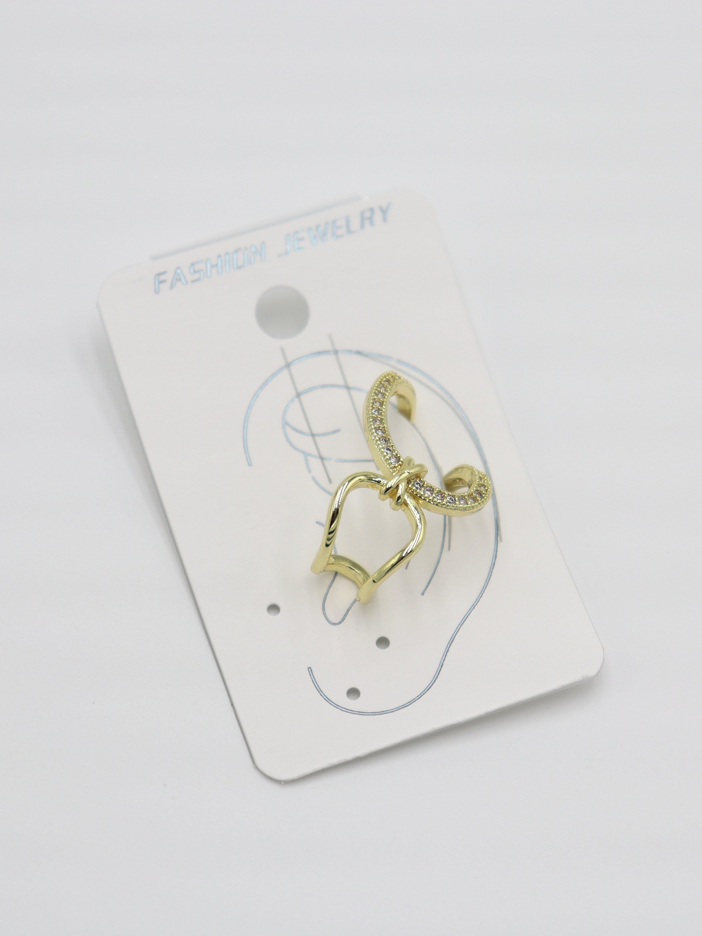 EARCUFF