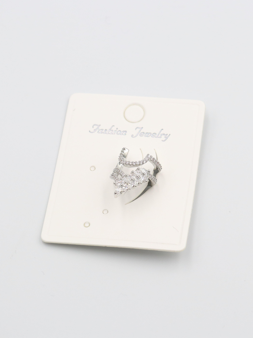EARCUFF