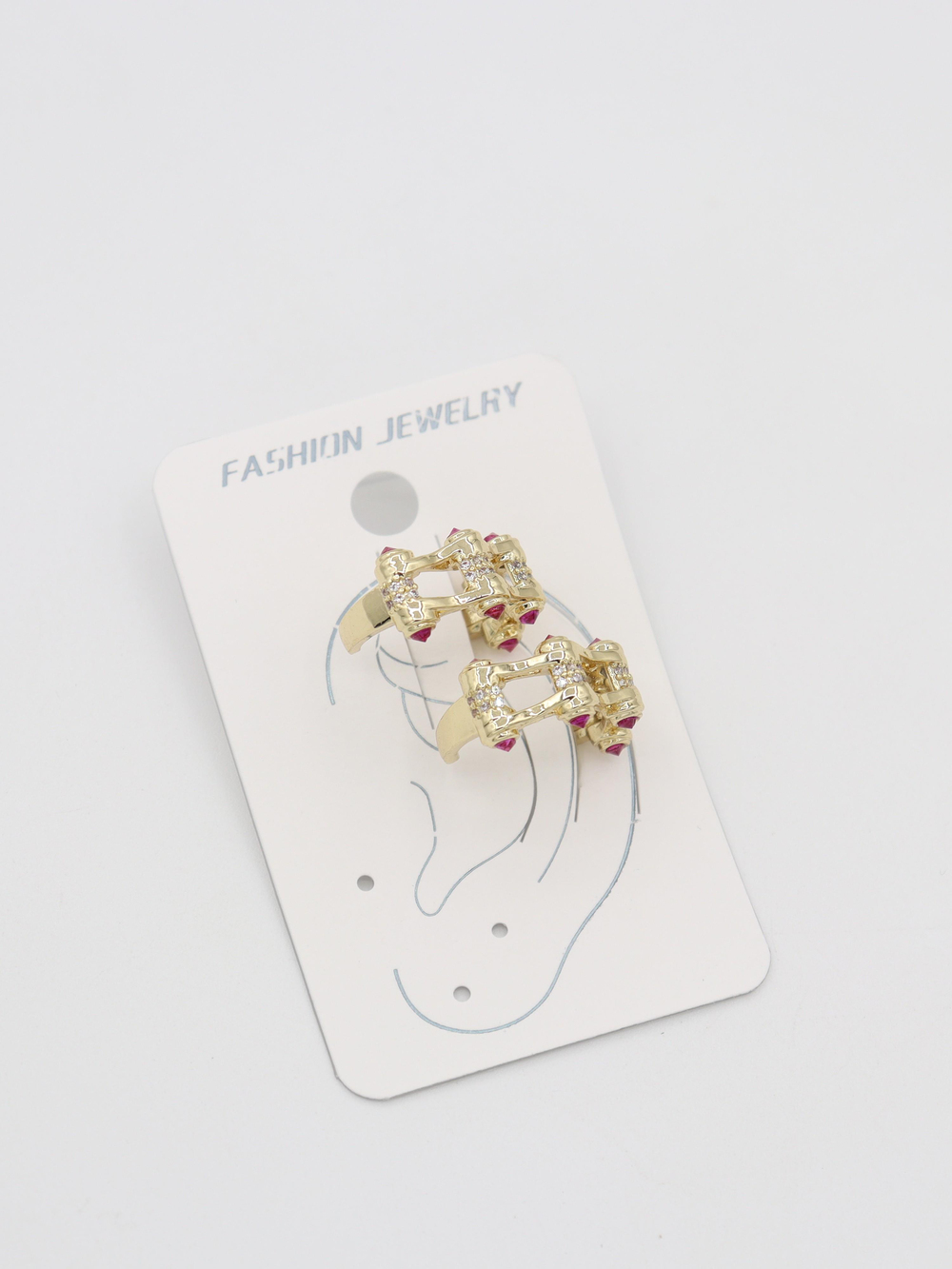 EARCUFF