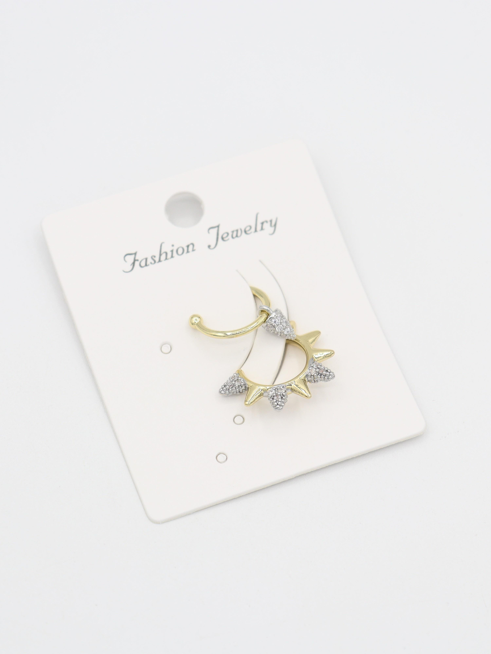 EARCUFF