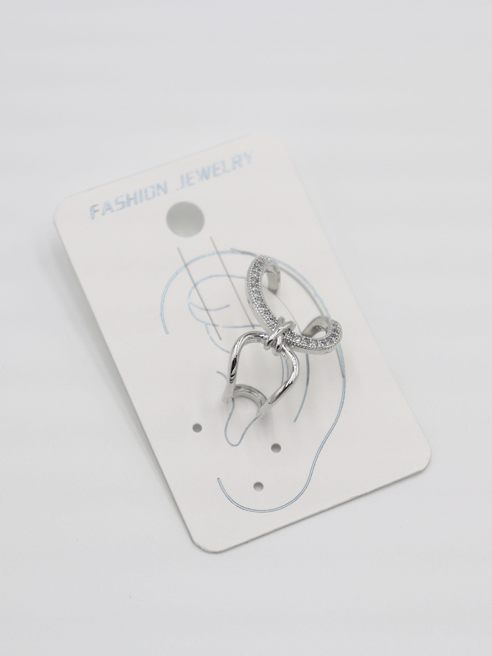 EARCUFF