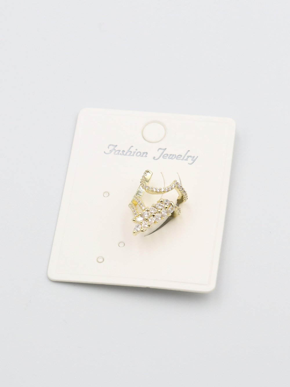 EARCUFF