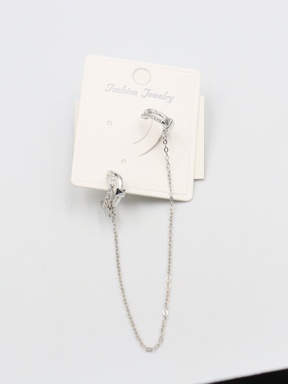 EARCUFF