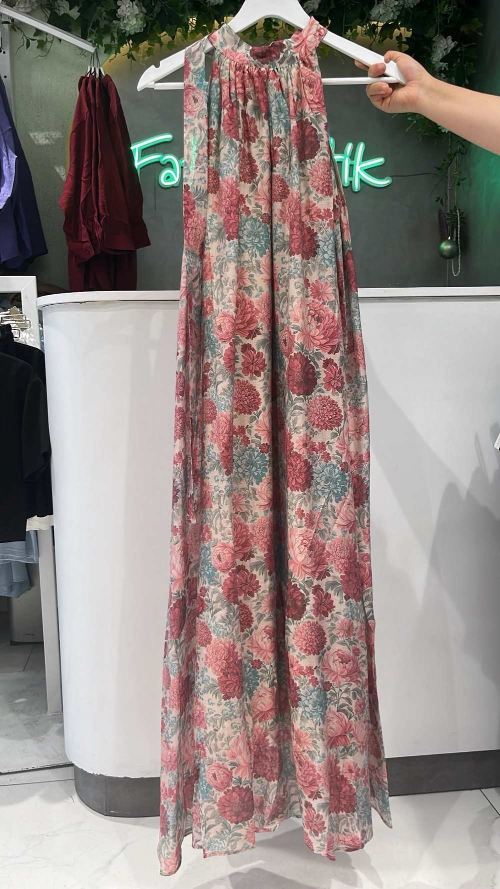 Halter Yaka Desenli  Oversize Maxi Elbise