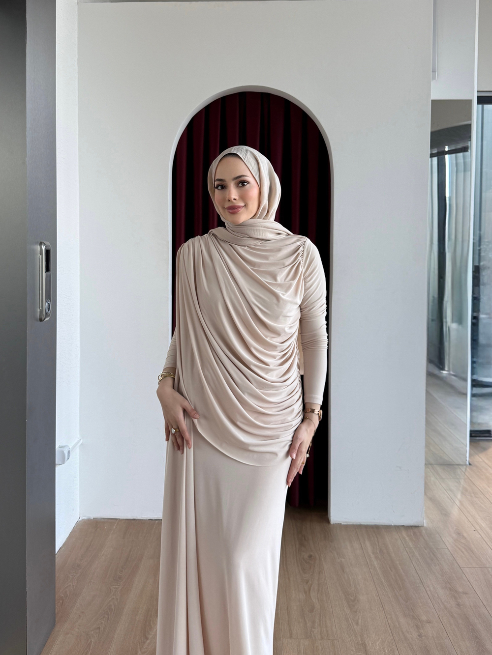 Drape Detaylı Elbise Krem