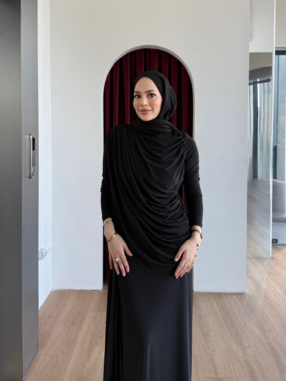 Drape Detaylı Elbise Siyah