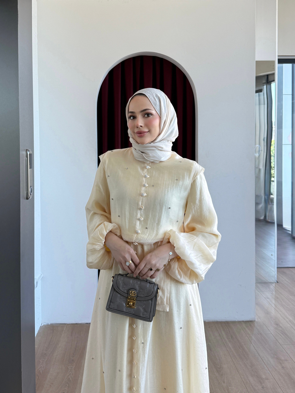 Simli Taşlı Organze Elbise Sarı