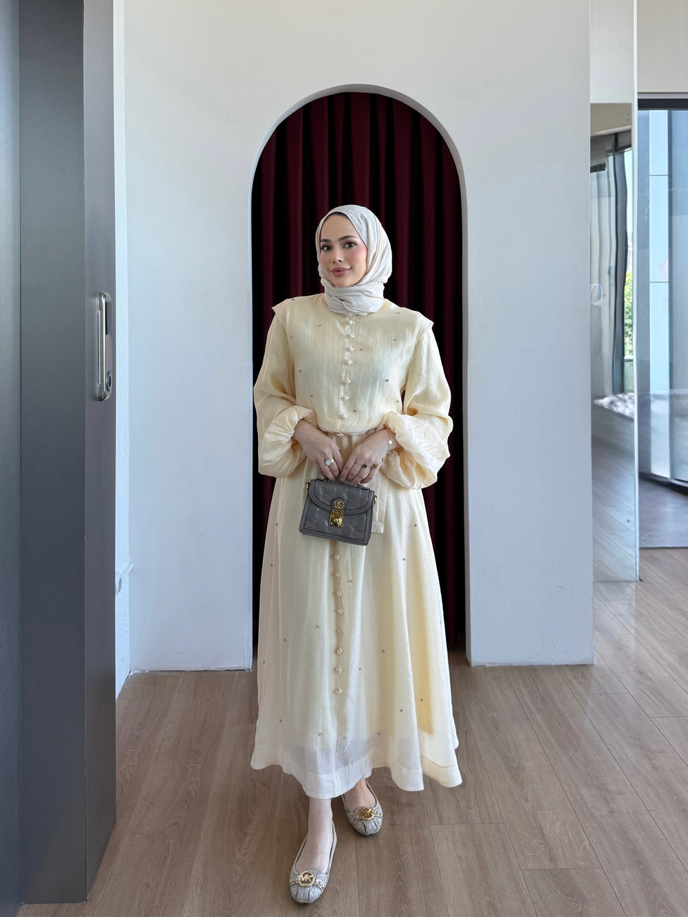 Simli Taşlı Organze Elbise Sarı