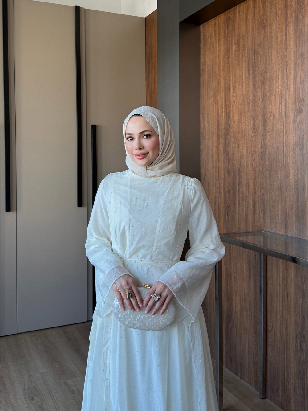 Taş Detaylı Vual Elbise Beyaz