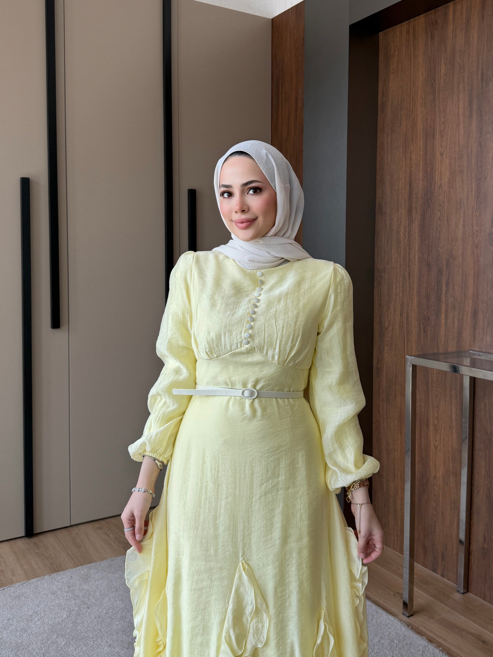 Volanlı Kemerli Elbise Sarı