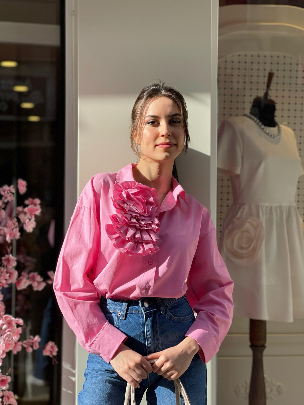 Premium Seri Gül Detaylı Gömlek - Pembe