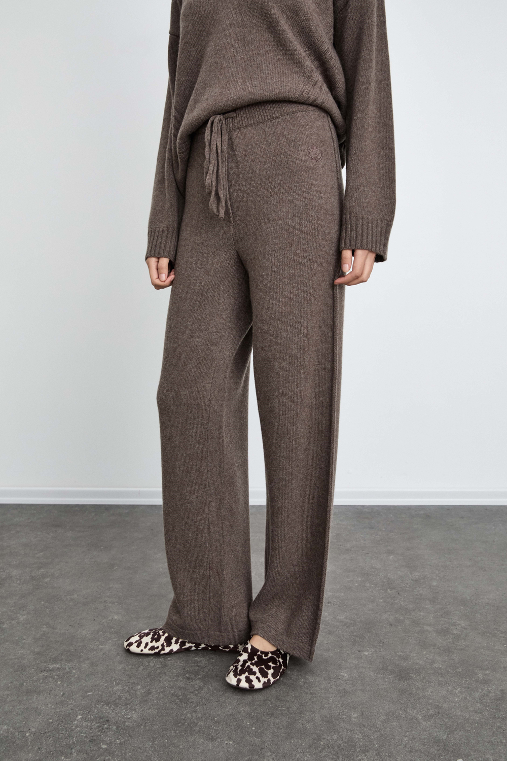 Cashmere and Merino Wool Blend High-Waisted Pants