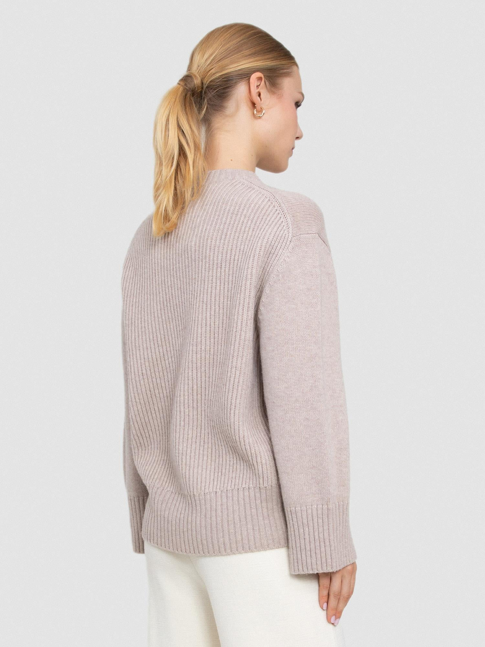 Wool and Cashmere Blend Round Neck Sweater KZK7802BEJ