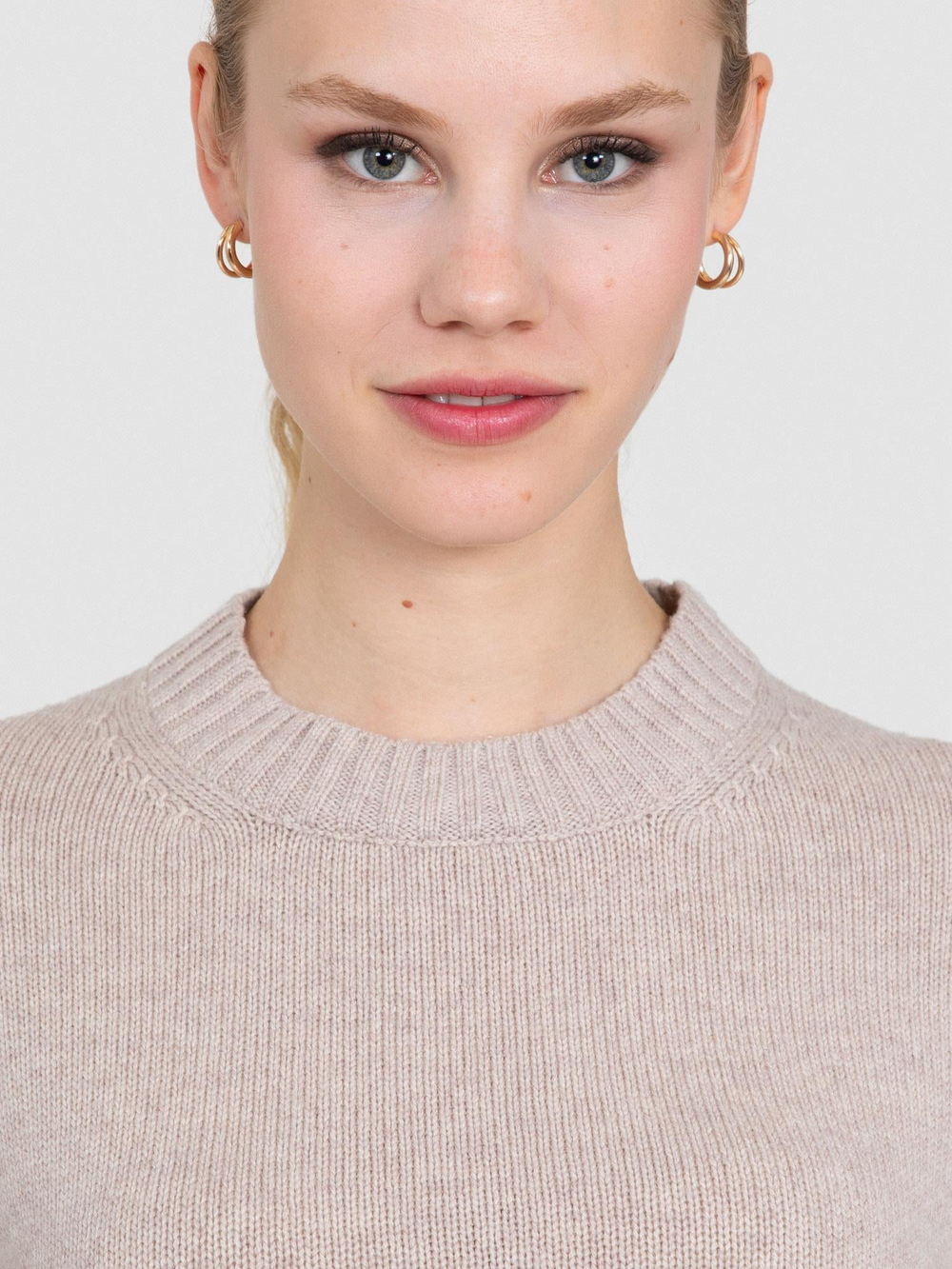 Wool and Cashmere Blend Round Neck Sweater KZK7802BEJ