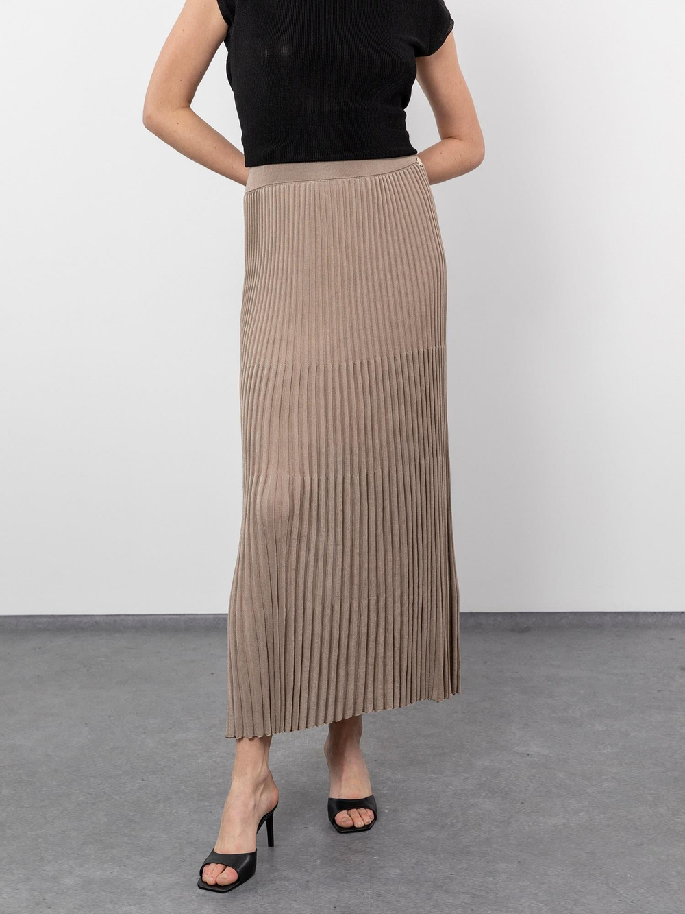 Semi-sheer Pleated Midi Skirt ETK9734VIZON
