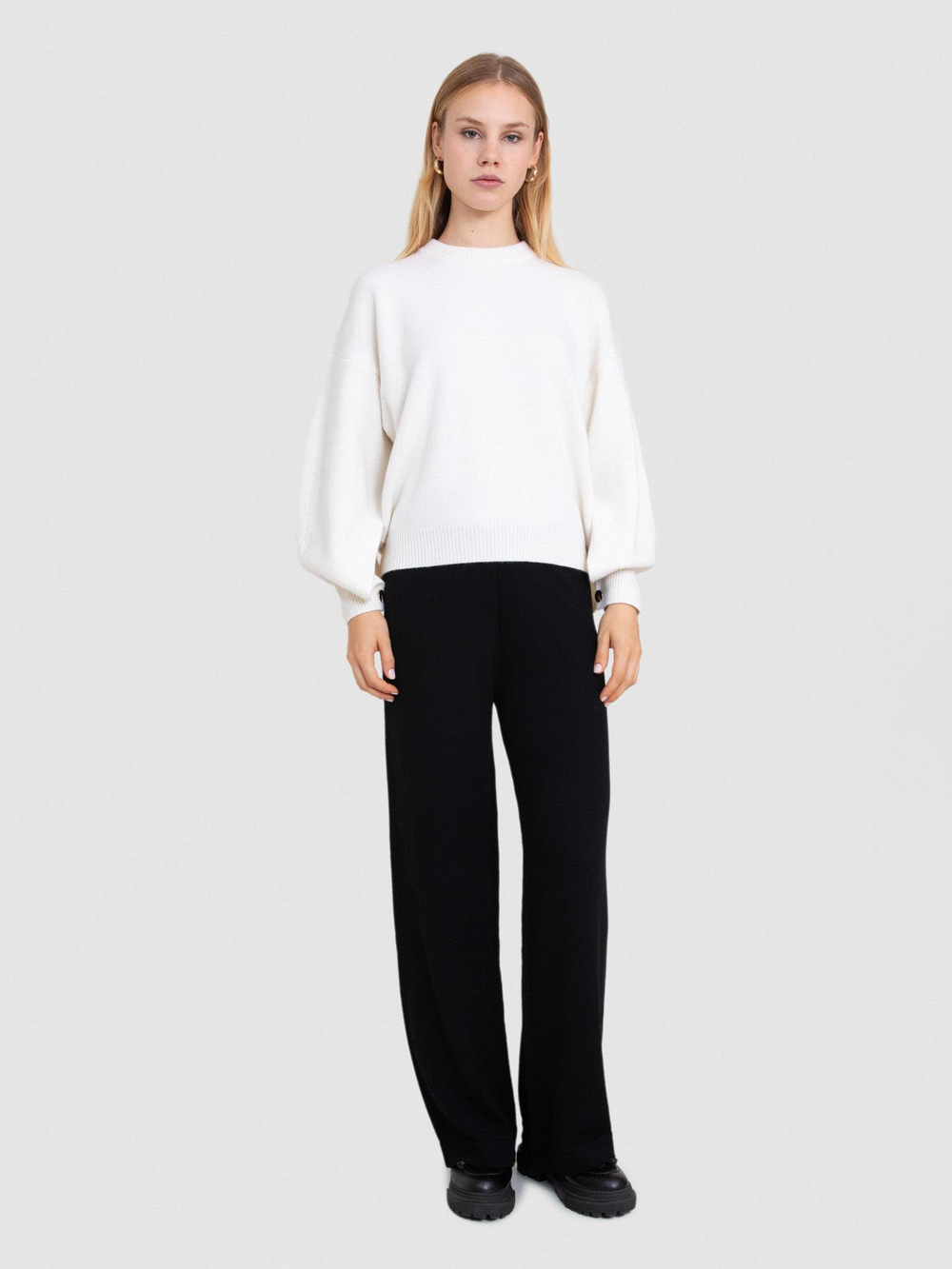 Wool Blend Slit-Sleeve Sweater KZK8292KEMIK