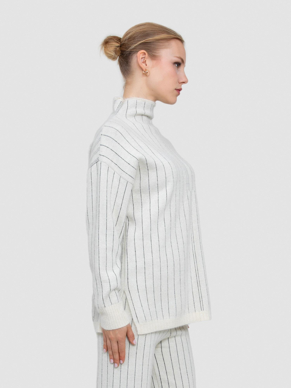Wool Blend High Neck Sweater with Contrast Stripe Detail TNK8346KEMIK