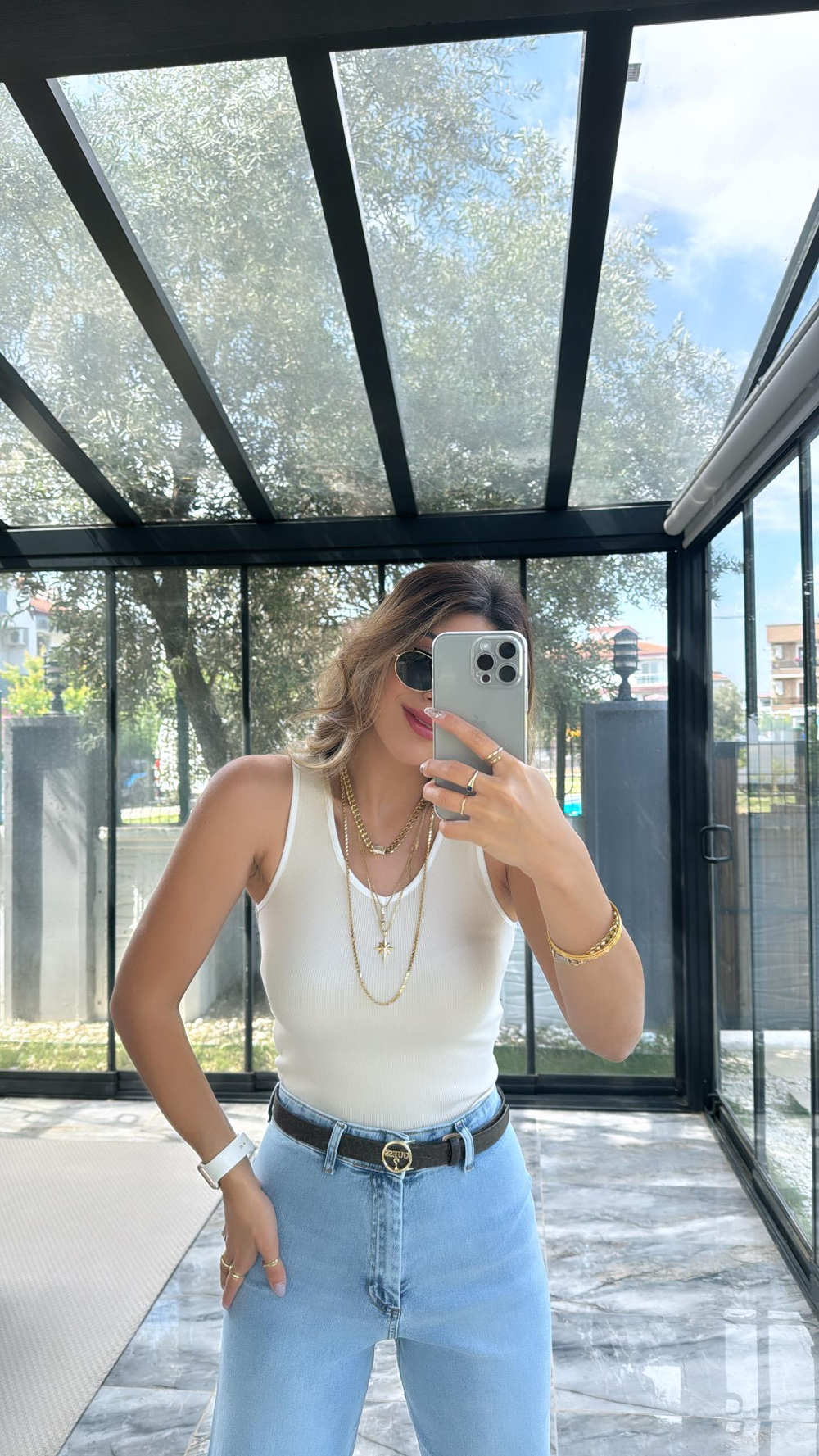 Bej Biyeli Massimo Atlet