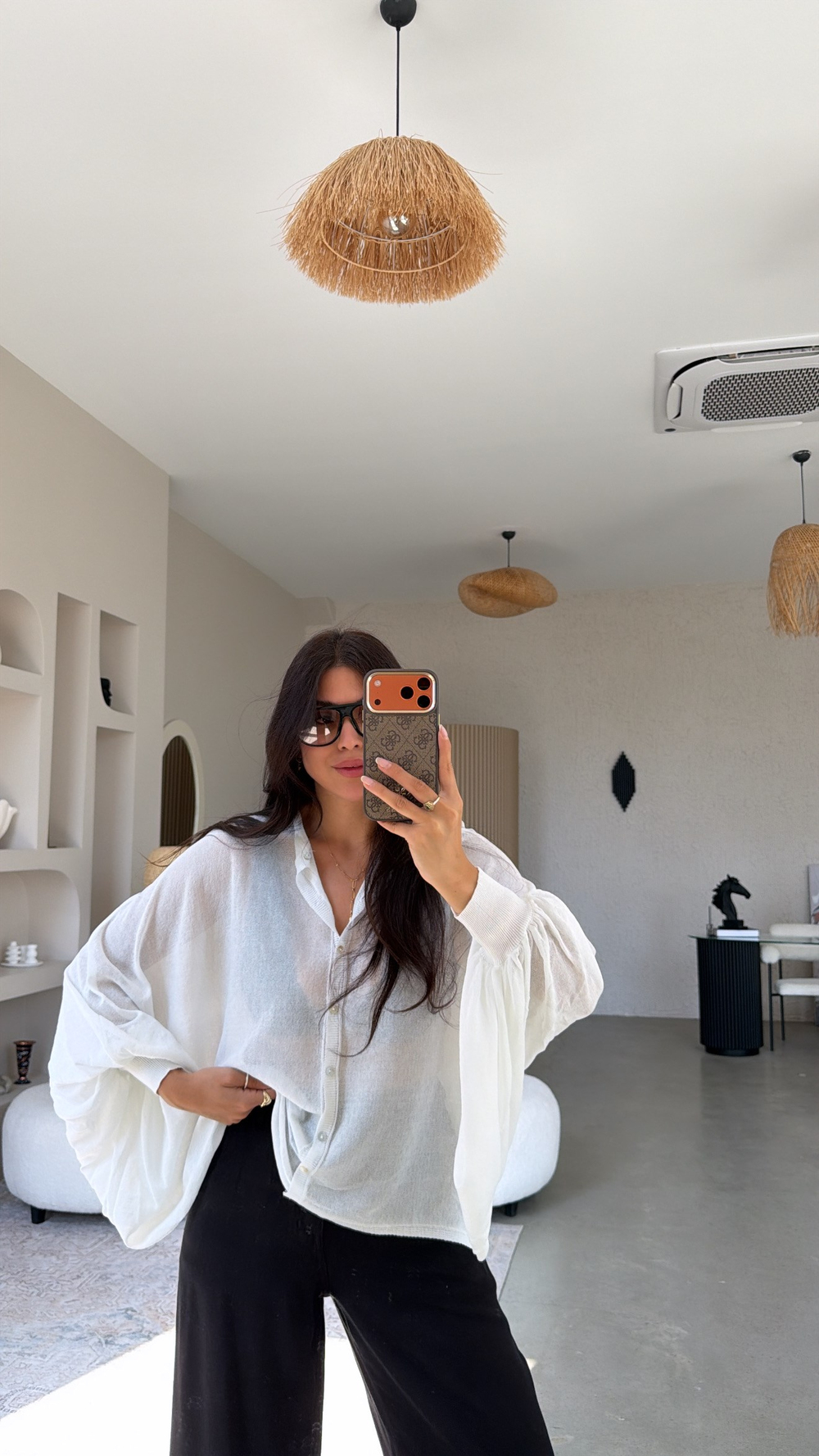 Beyaz Balon Kollu Transparan Salaş Merserize Triko Bluz