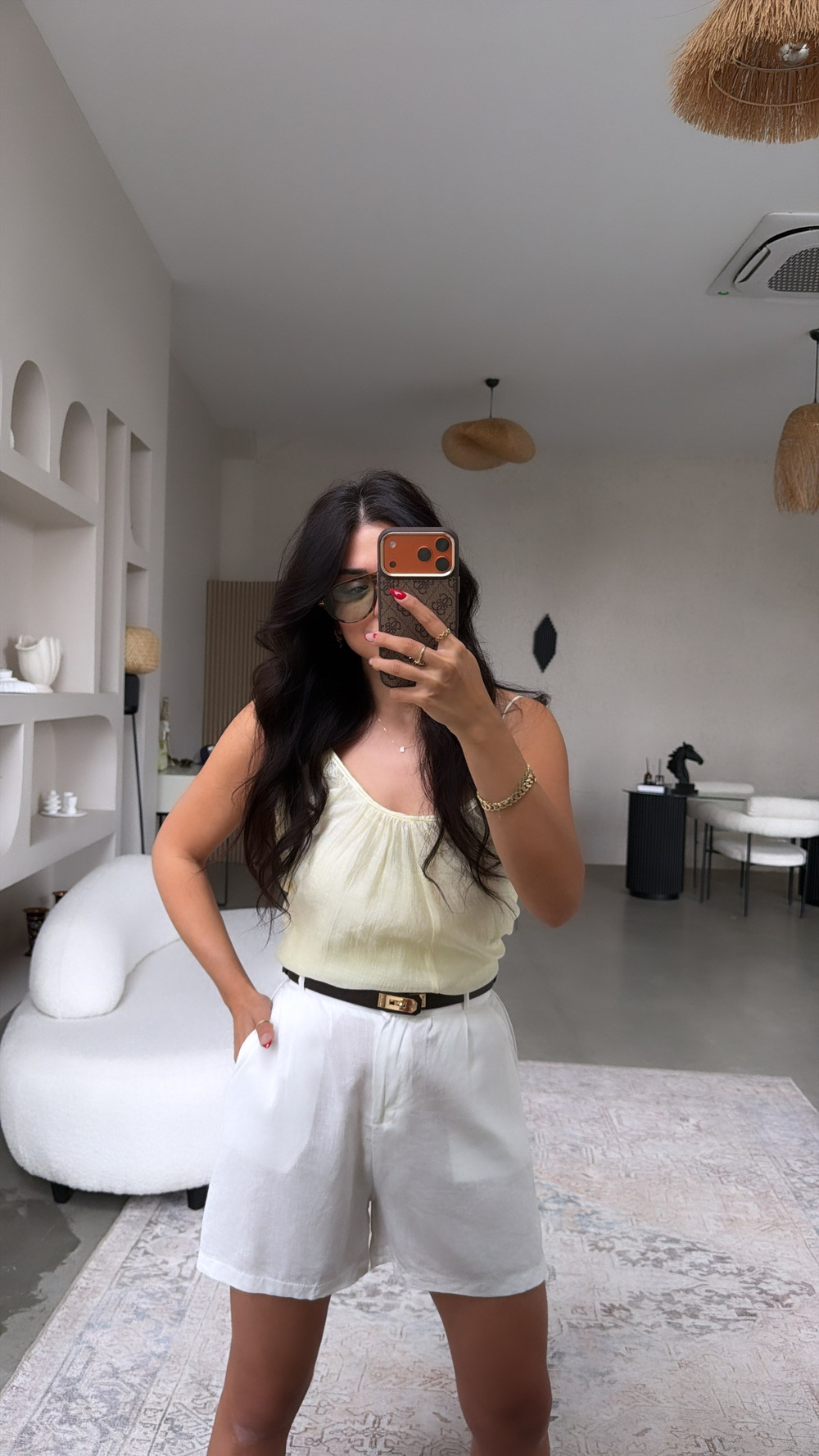 Beyaz Keten Premium Kemerli Şort