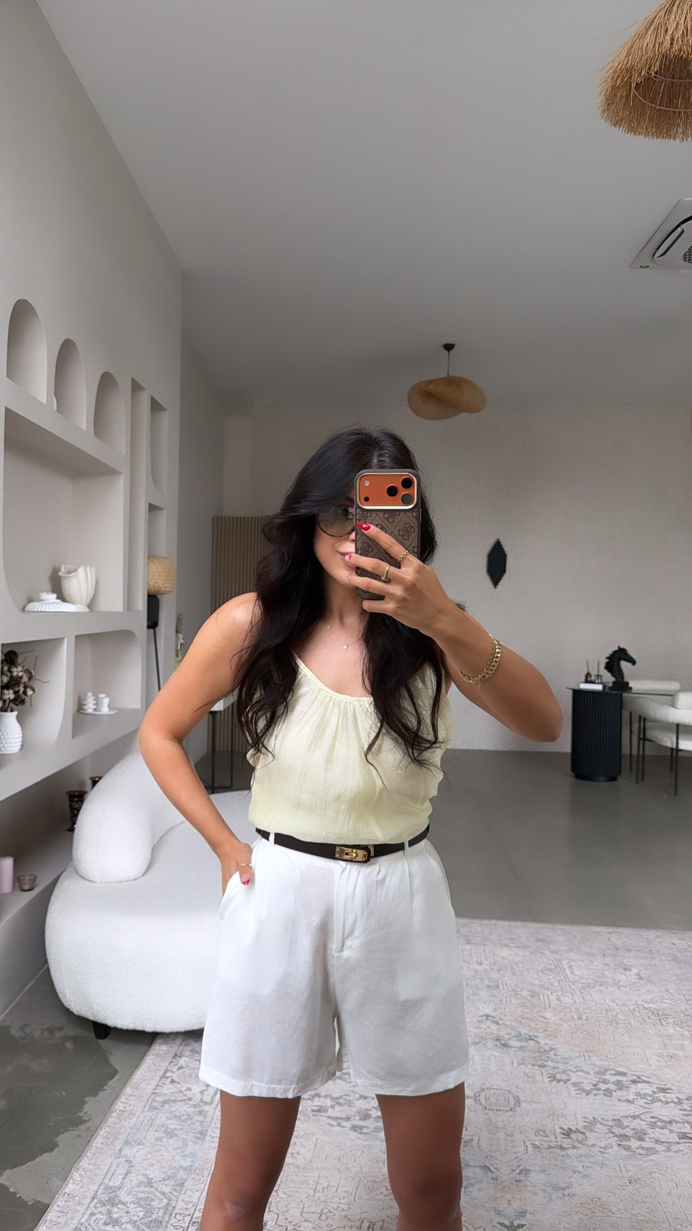 Beyaz Keten Premium Kemerli Şort