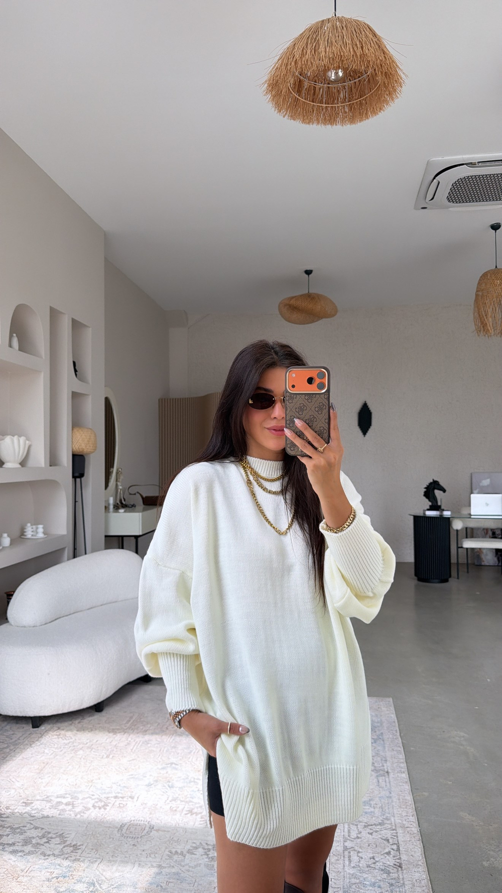 Ekru Uzun Oversize Yanları Yırtmaçlı Triko