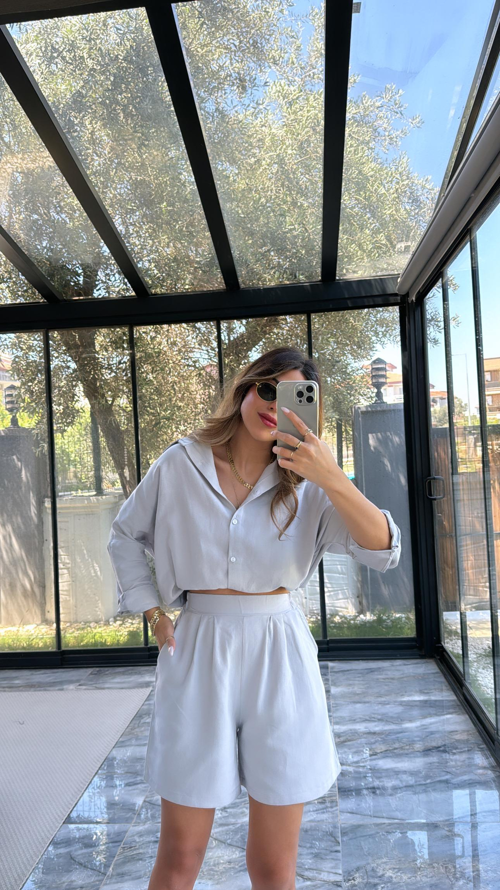 Gri Keten Gömlekli Takım