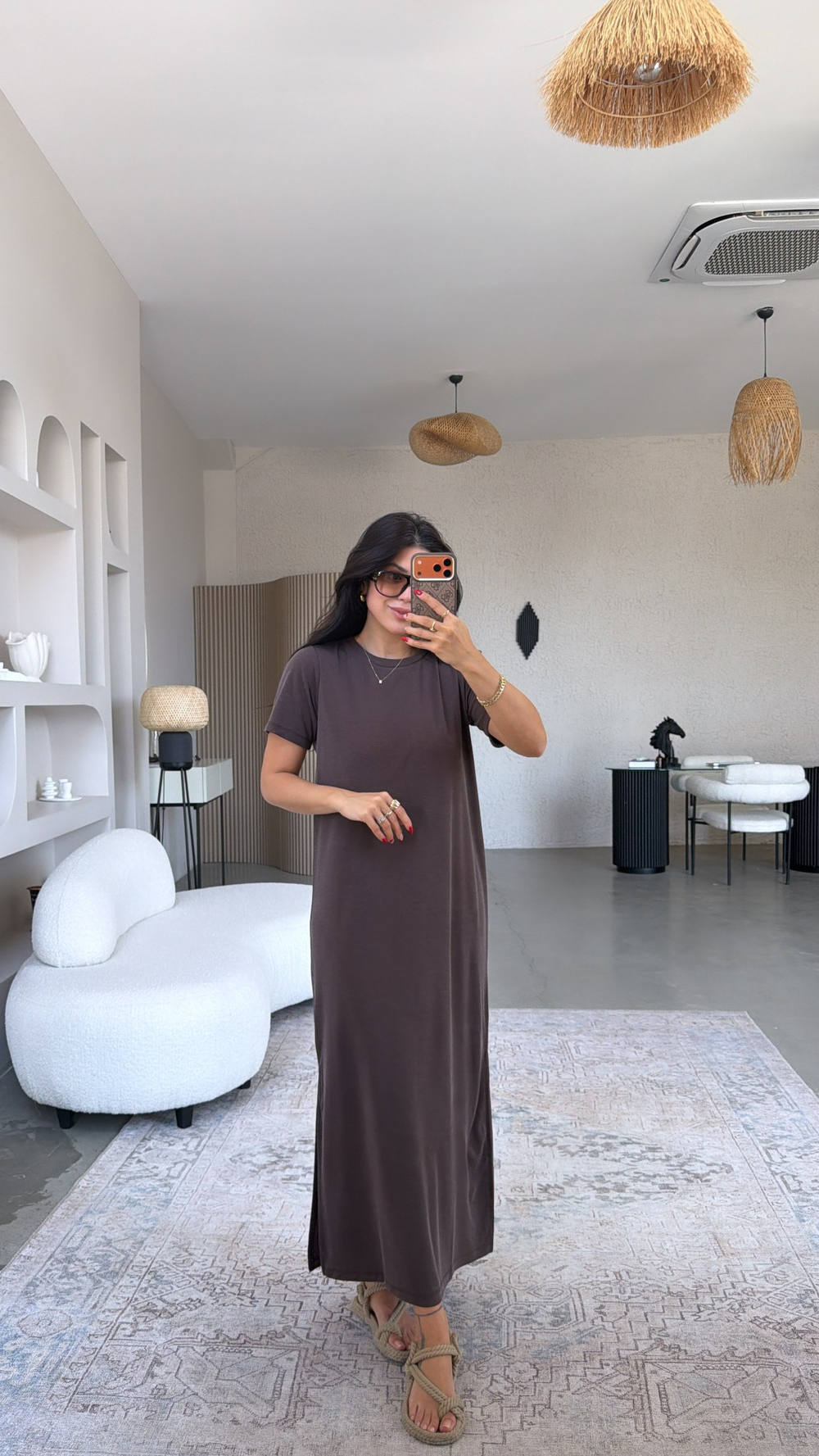 Kahverengi Kısa Kollu Pike Modal Uzun Yırtmaçlı Elbise
