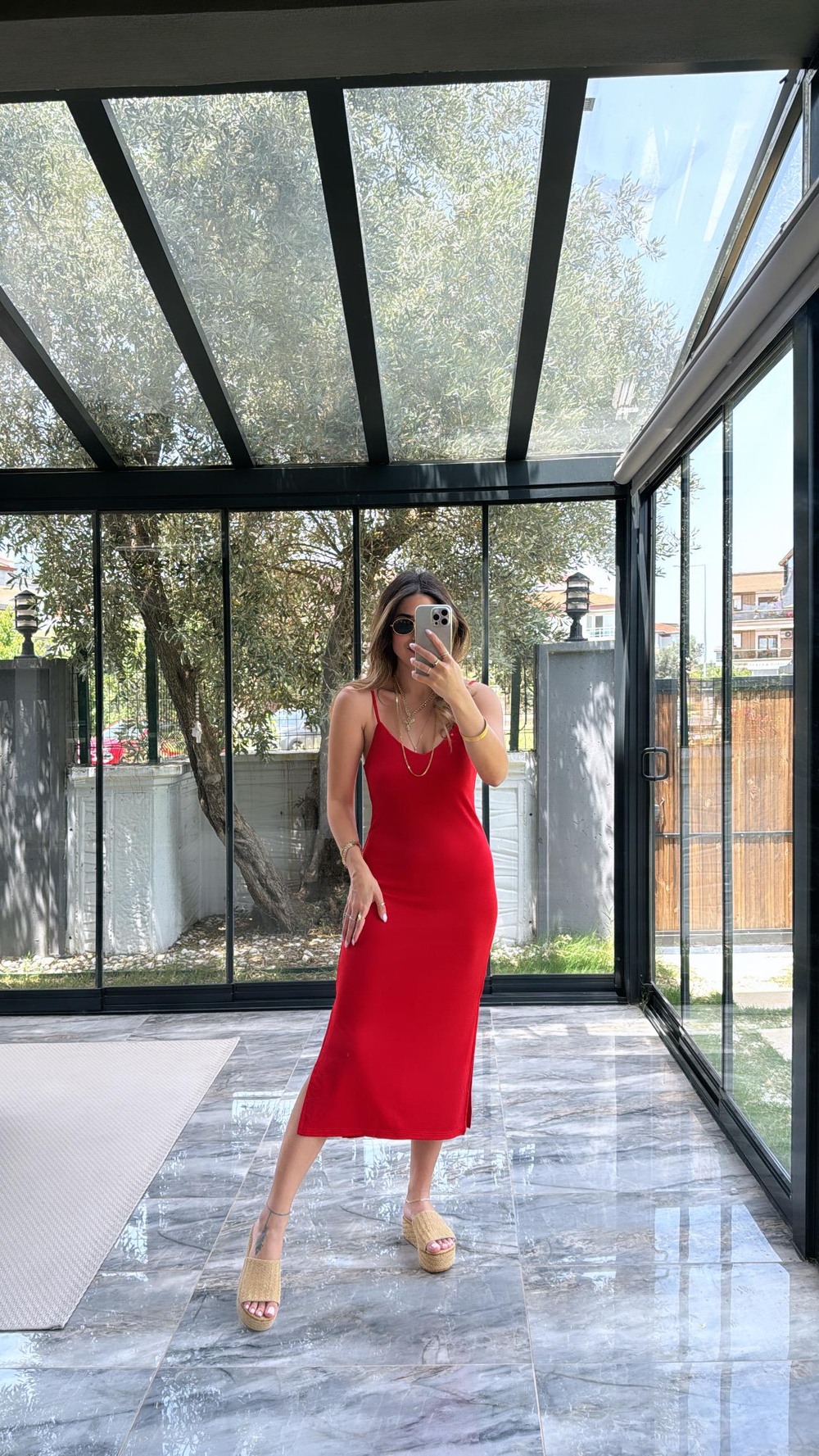 Kırmızı İp Askılı Pike Modal Yırtmaçlı Elbise