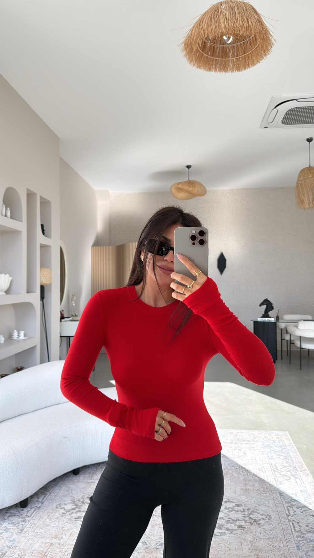 Kırmızı Parmak Geçme Oys Kumaş Body