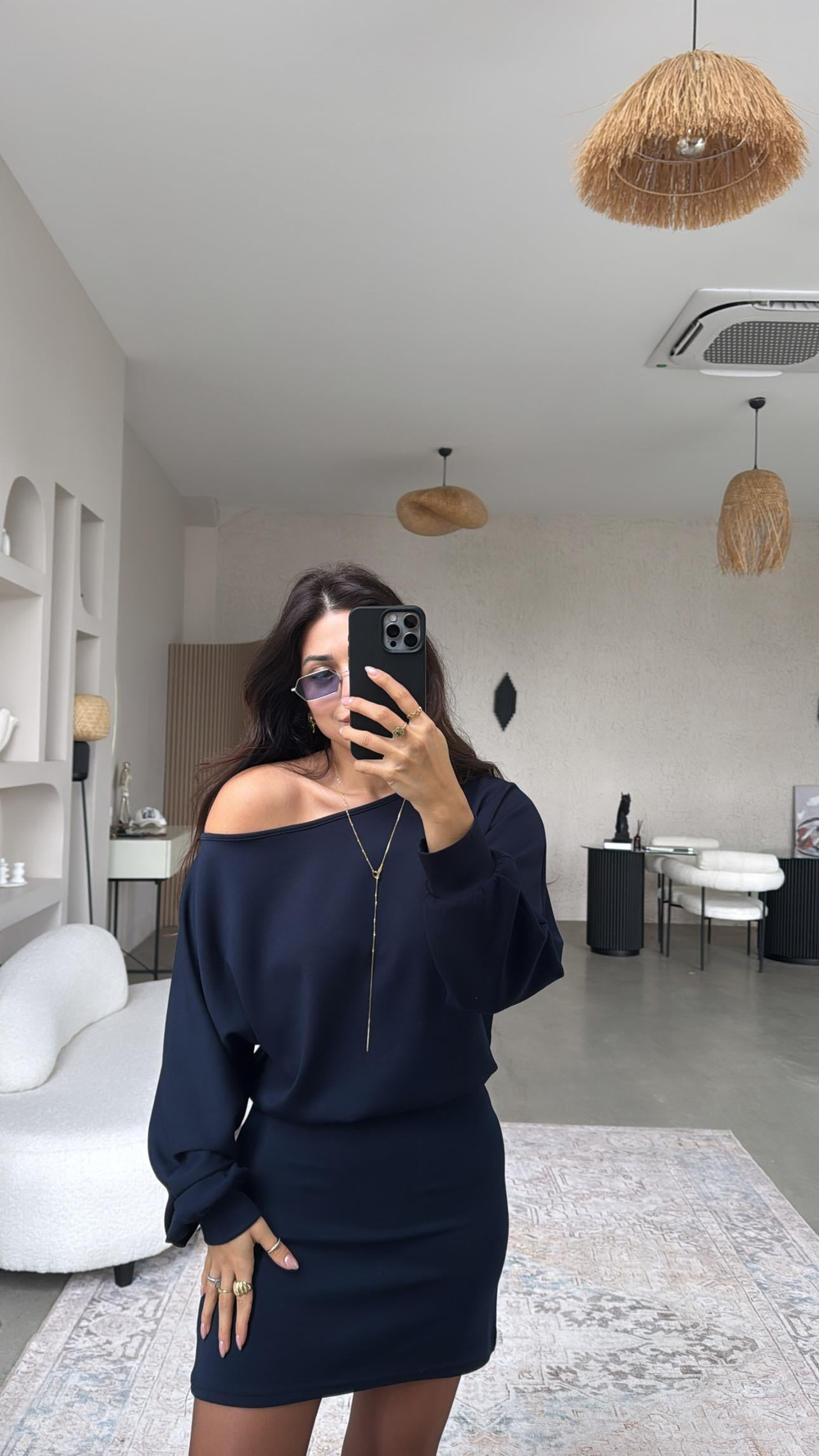 Lacivert Eteği Oturan Modal Elbise